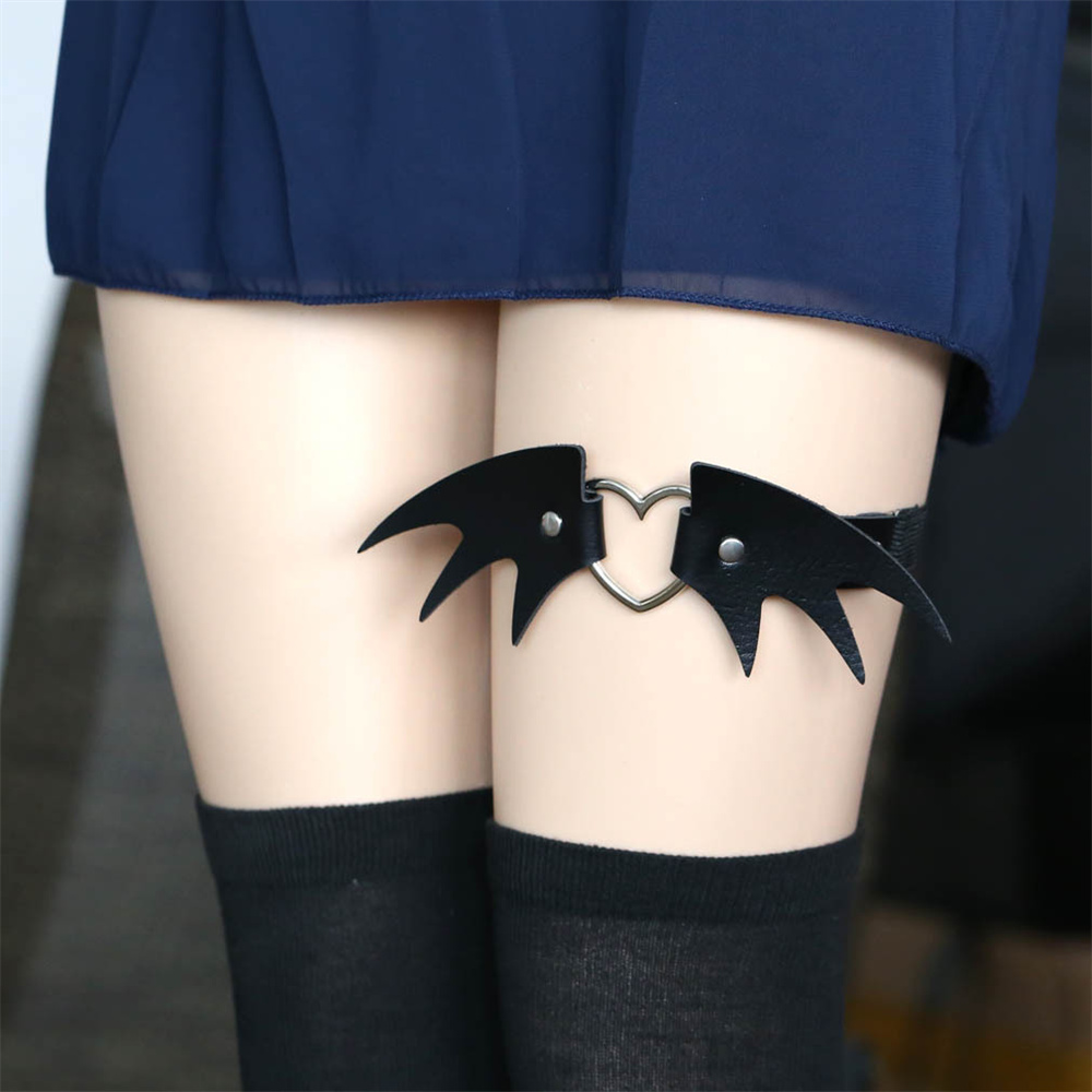 Body Jewelry Thigh Chain - 2024ยืดหยุ่นได้ห่วงโซ่ต้นขามีปีกค้างคาวของแมวเป็นเครื่องประดับสำหรับขารูปหัวใจคอสเพลย์ของขวัญแหวนยืดหยุ่นได้